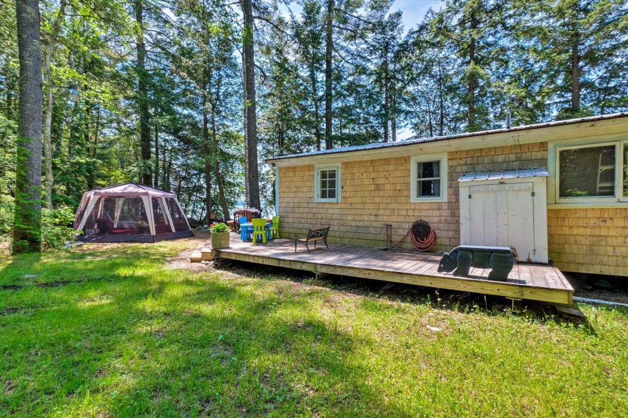 Cozy Lakefront Madison Cabin With Dock And Kayaks Villa Exterior photo